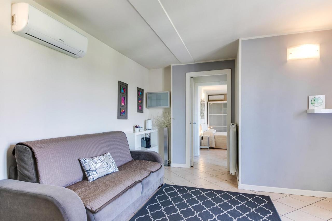 Casa Bonotto Lägenhet Desenzano del Garda Exteriör bild