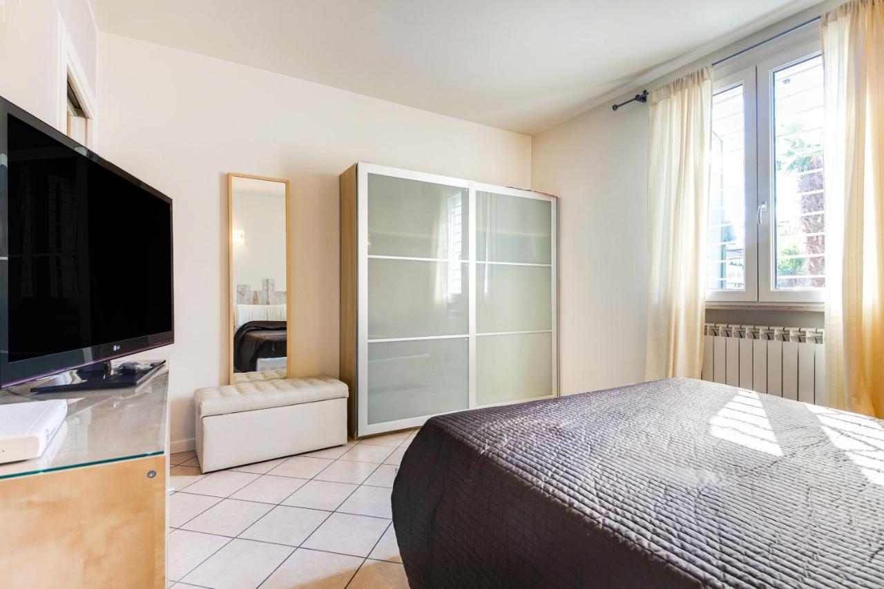 Casa Bonotto Lägenhet Desenzano del Garda Exteriör bild