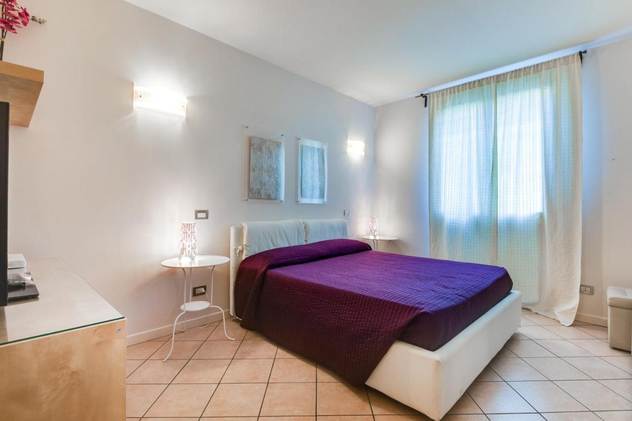 Casa Bonotto Lägenhet Desenzano del Garda Exteriör bild