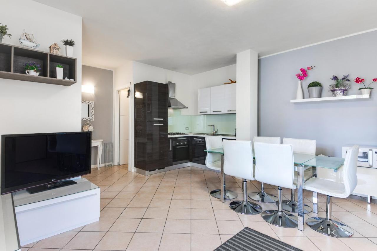 Casa Bonotto Lägenhet Desenzano del Garda Exteriör bild