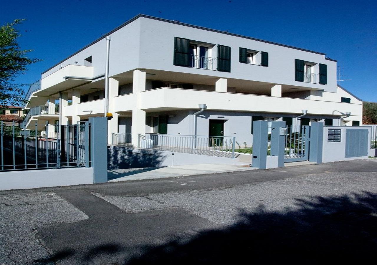 Casa Bonotto Lägenhet Desenzano del Garda Exteriör bild