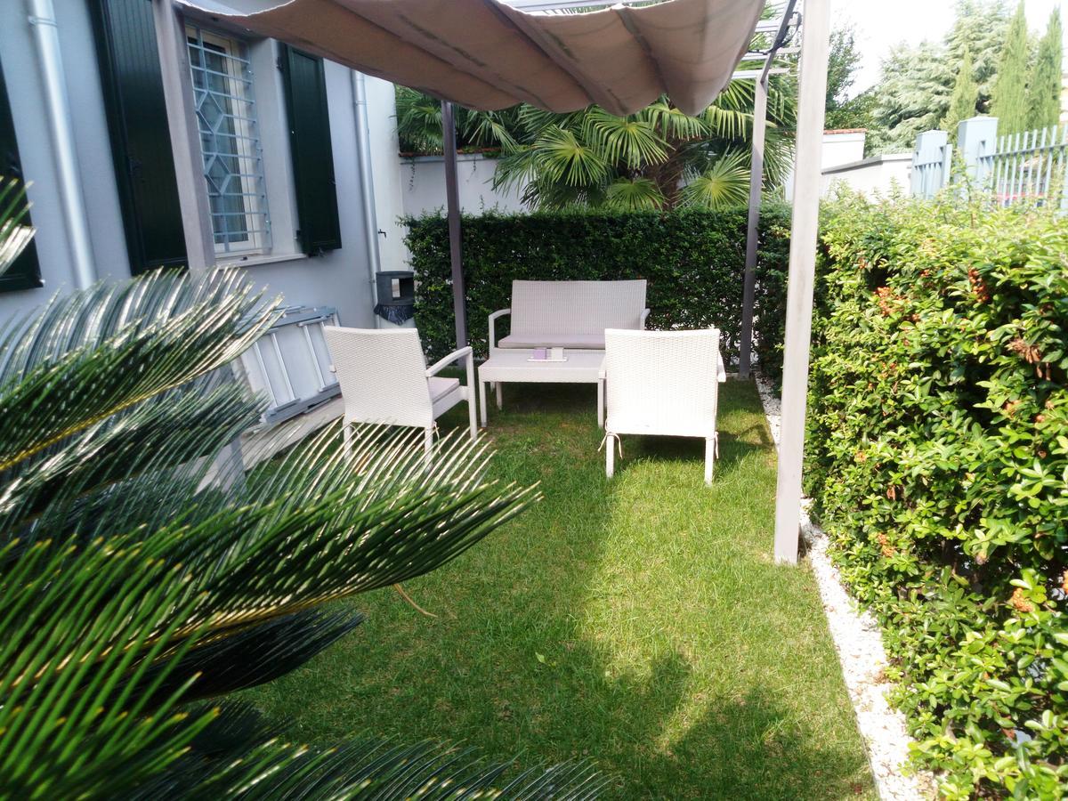 Casa Bonotto Lägenhet Desenzano del Garda Exteriör bild